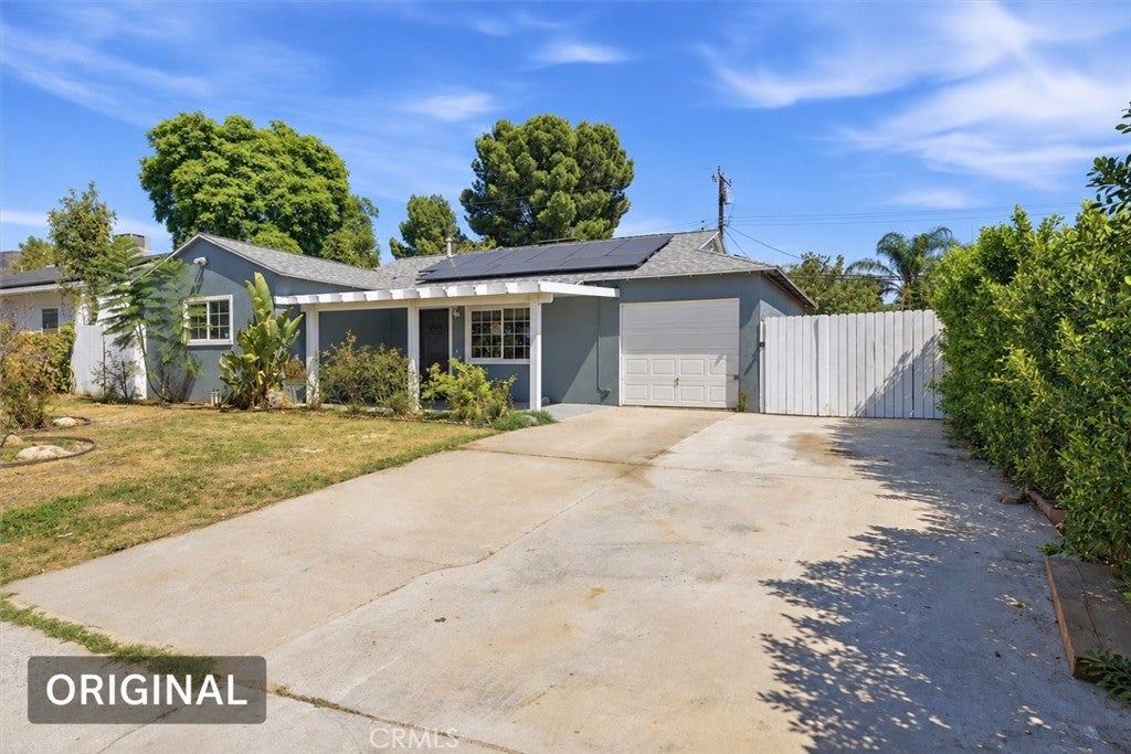 5979 Elmwood Road