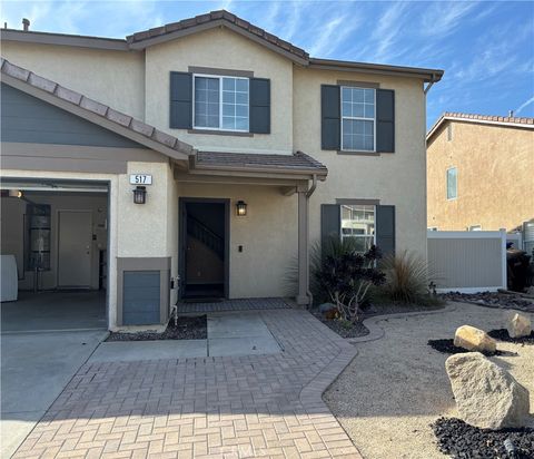 Photo of 517 Louisville St, Hemet, CA 92545 (MLS # SW26046441)