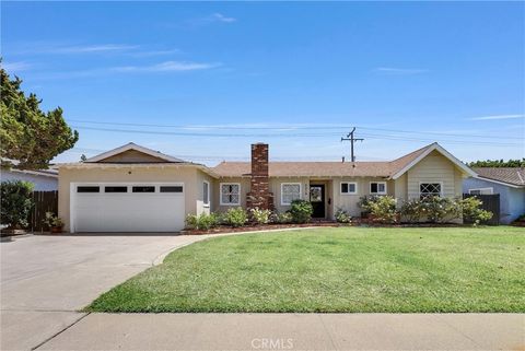 Photo of 2016 E Santa Fe AVE, Fullerton, CA 92831 (MLS # PW26120977)
