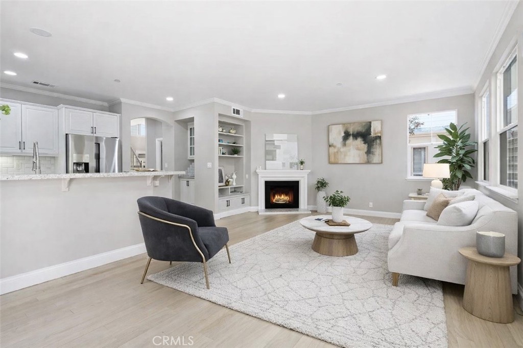 1800 S Pacific Coast