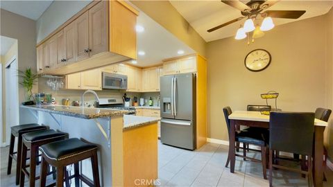 Photo of 10943 Laurel Canyon Blvd, San Fernando, CA 91340 (MLS # SR25215565) Photo of 10943 Laurel Canyon Blvd, San Fernando, CA 91340 (MLS # SR25215565)