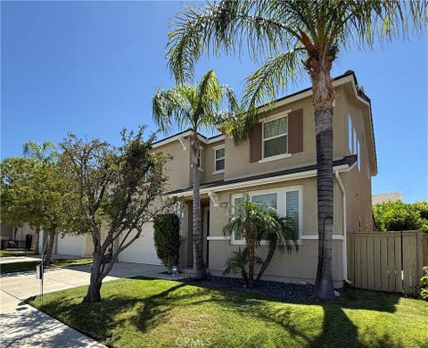Photo of 27223 Cloverhurst PL, Canyon Country, CA 91387 (MLS # SR26162972)