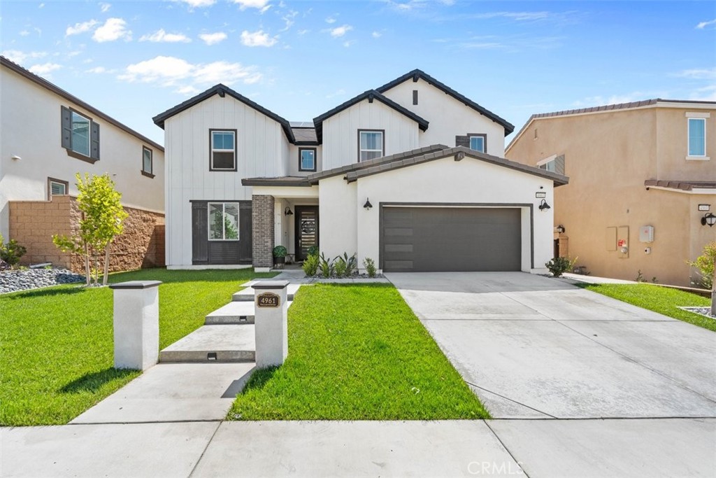 4961 Bay Laurel