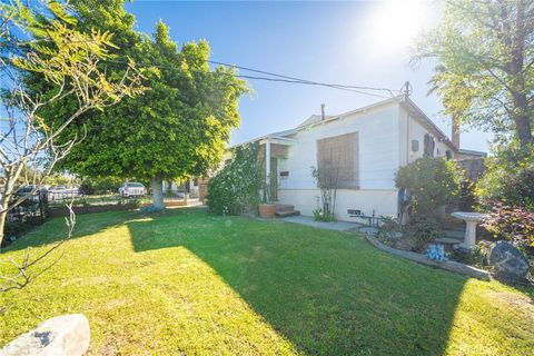 Photo of 13402 Terra Bella St, Pacoima, CA 91331 (MLS # SR26056730)