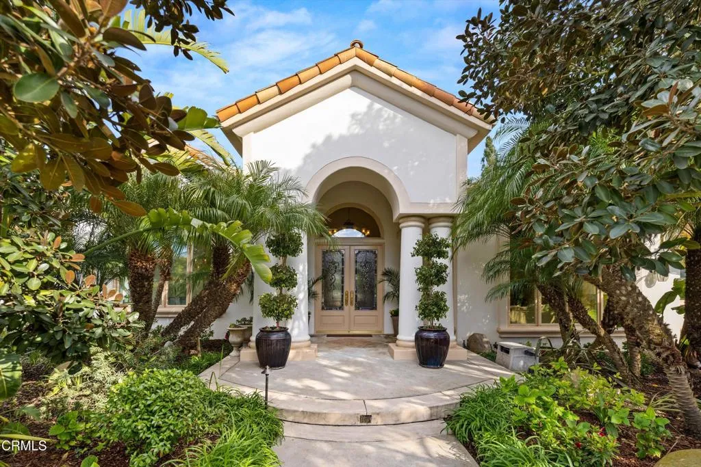 Camarillo, California 93010, United States, 5 Bedrooms Bedrooms, ,6 BathroomsBathrooms,Residential,Active,107952