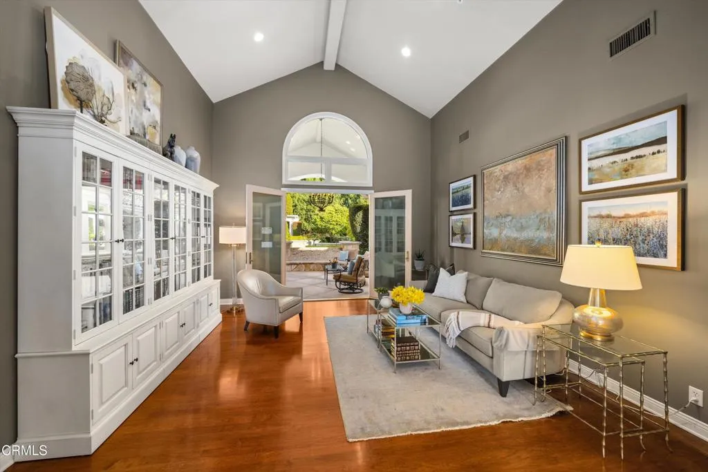 Camarillo, California 93010, United States, 5 Bedrooms Bedrooms, ,6 BathroomsBathrooms,Residential,Active,107952