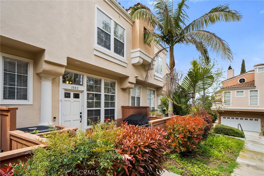 Summit Renaissance (SMRN) - Residential