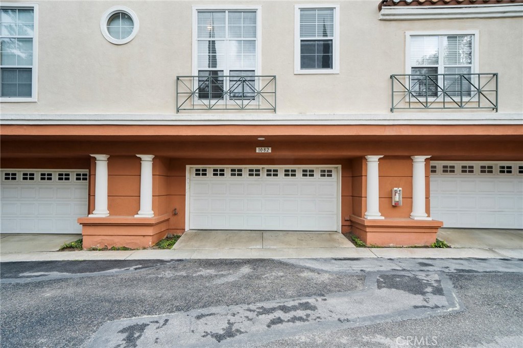 Summit Renaissance (SMRN) - Residential