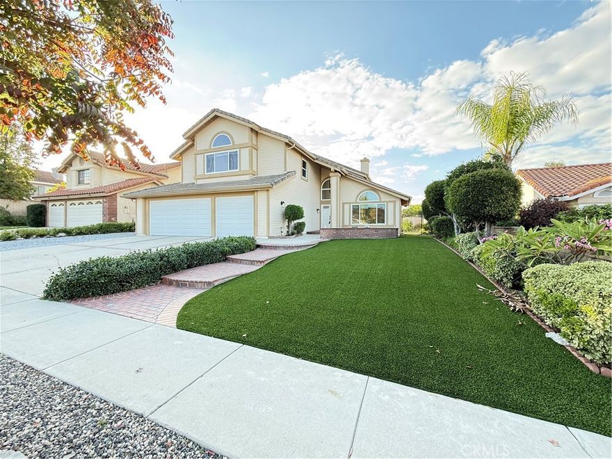 Stunning two-story home in Corona offers the perfect blend of space, comfort, and convenience. With 4 bedrooms and large loft that can be used as a 5th bedroom, 3 bathrooms, and 2,603 sqft, this property is designed for flexible living, including a downstairs bedroom and full bath ideal for guests or multigenerational needs. Very easy access to Green River to get on the 91 only 30 minutes to Irvine and other Orange County cities.

Whole house was recently remodeled with new paint, brand new windows throughout, new AC unit, new garage door and opener, new quartz kitchen countertops, new flooring throughout, no carpet at all. Wet bar downstairs and upstairs loft. New backyard concrete patio for entertaining. New turf front yard for less water usage. The open kitchen features a range oven, microwave, dishwasher, and plenty of counter space, flowing into a bright family room. Upstairs, the large primary suite includes dual sinks, a soaking tub, separate shower, and plus a versatile loft perfect for a home office or play area.

Additional highlights include a 3-car garage, indoor laundry, new central HVAC, and a huge private backyard with block-wall fencing with fruit trees and gardens for growing vegetables. Located near great schools in the Corona-Norco Unified, parks, shopping, and dining. This home is move-in ready and offers exceptional value in one of Corona’s most desirable neighborhoods.