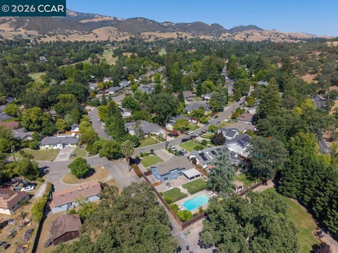 Tiny photo for 102 Belgian Dr, Danville, CA 94526 (MLS # 41137323)