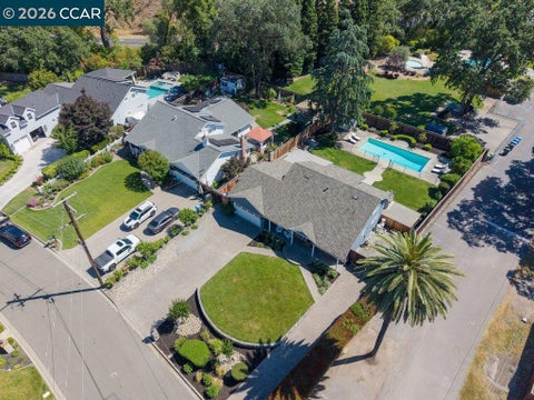 Tiny photo for 102 Belgian Dr, Danville, CA 94526 (MLS # 41137323)