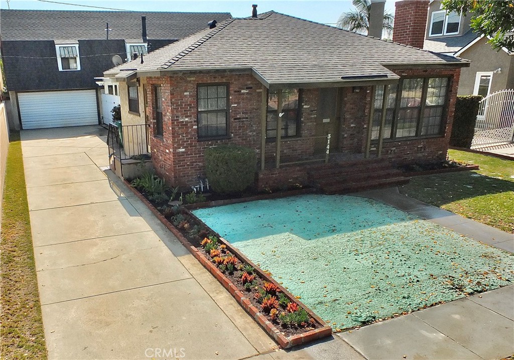 A RARE FIND- Endless Potential in Prime South of Conant Location!
Discover a unique opportunity with this charming property that offers both a move-in-ready front home and a spacious rear unit with incredible potential for an ADU, guest house, or multi-generational living.
Front House: 3 bedrooms, 1 bath, beautifully refinished original hardwood floors, fresh interior paint throughout, cozy wood-burning fireplace in the living room, central air & heat. Truly move-in ready!
Rear Unit: Generous 1,600 sq. ft. total, Lower Level: 600 sq. ft with full bath. Upper Level: 1,000 sq. ft.(permitted as storage) with full bath. Potential to convert into two separated dwelling units. Ready for a creative transformation-bring your vision to life!
RECENT UPGRADES: New roof back unit (2024), New roof on front house (2022), Lovely Covered Patio with Wood Grained Aluminum (maintenance free). Located mid-block in the highly desirable South of Conant neighborhood, this property offers flexibility, investment potential, and a fantastic place to call home! With some imagination, the back unit could be transformed into a stunning living space-perfect for rental income, a home office, or extended family.