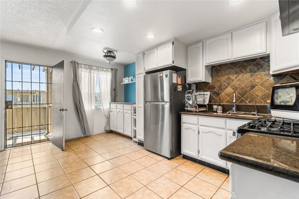 3325 Santa Fe Avenue 110