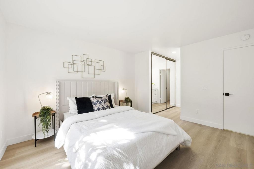 13048 Wimberly Square 29