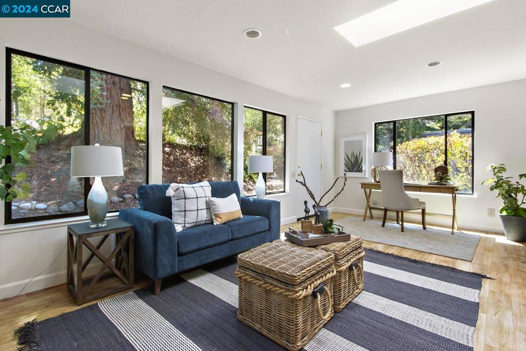 ROSSMOOR - Residential