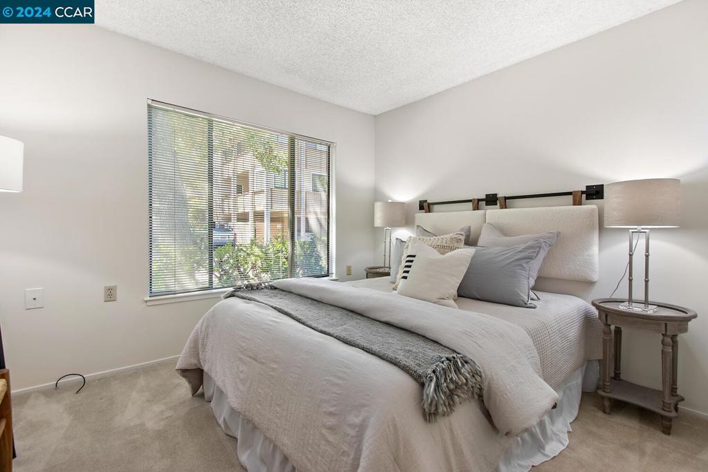 ROSSMOOR - Residential