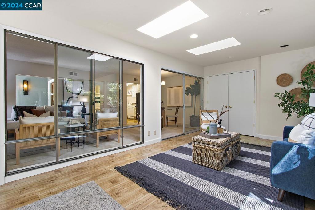 ROSSMOOR - Residential