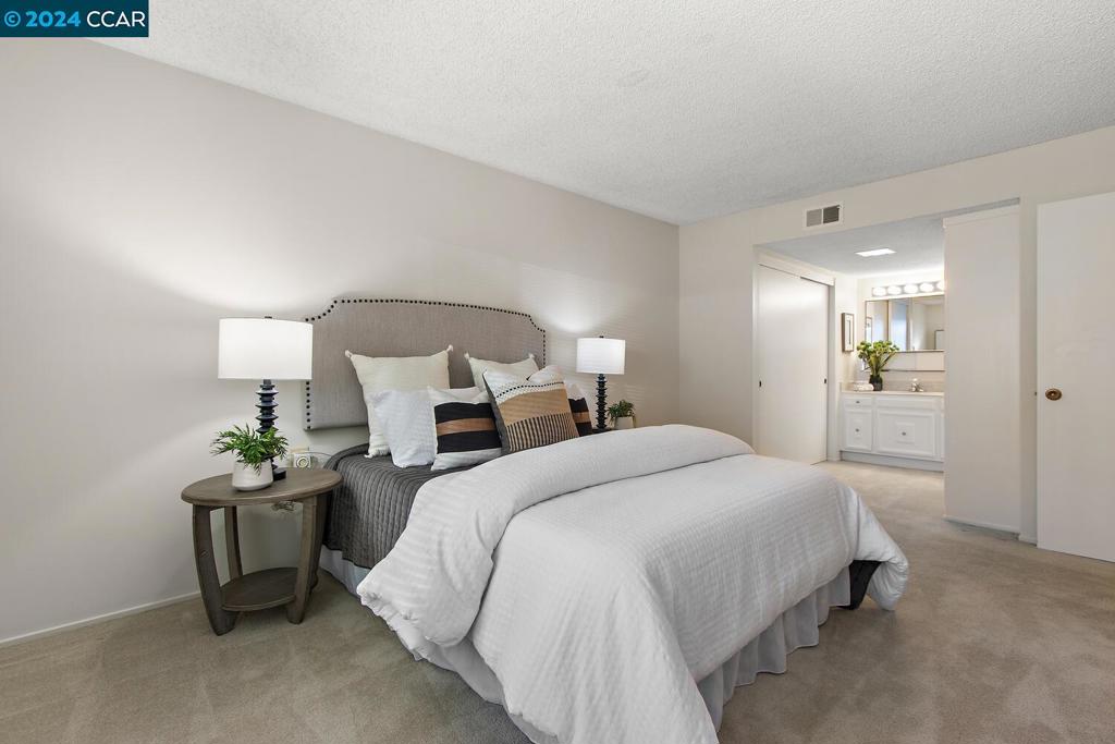 ROSSMOOR - Residential