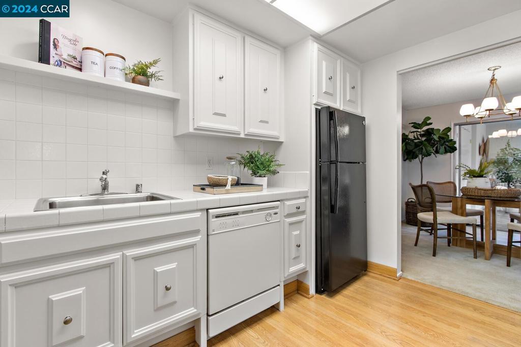 ROSSMOOR - Residential