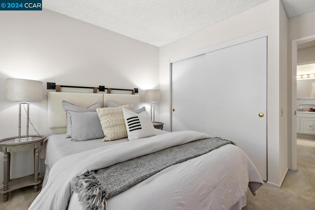 ROSSMOOR - Residential