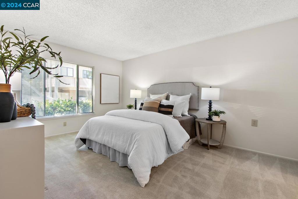 ROSSMOOR - Residential