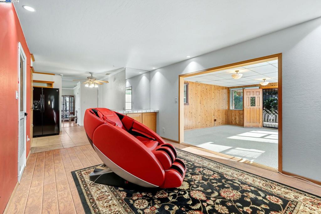 SPRINGTOWN - Residential