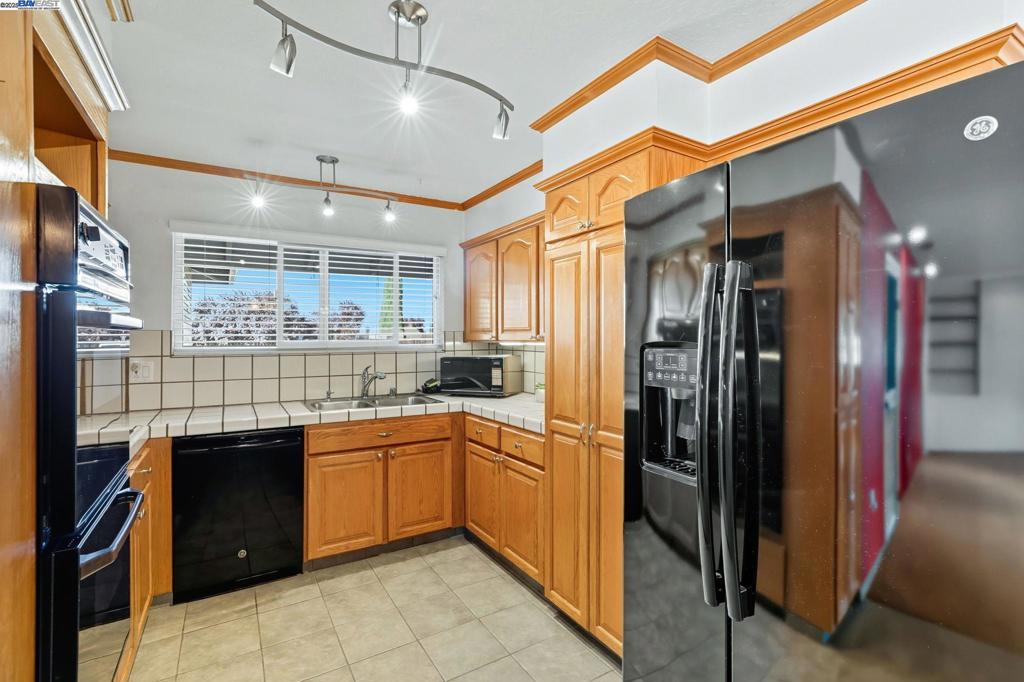 SPRINGTOWN - Residential