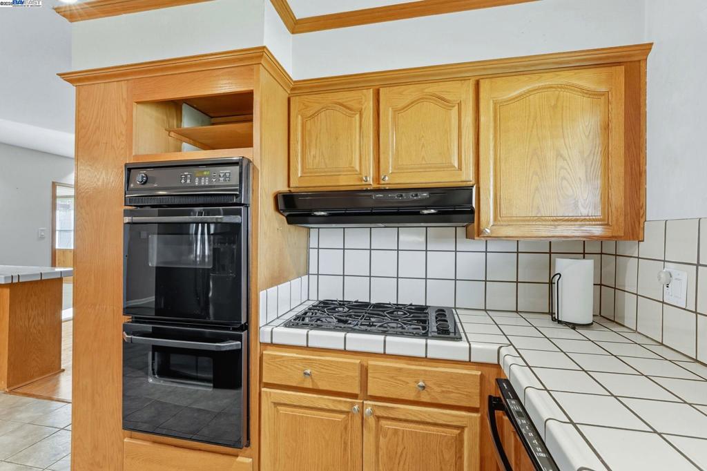 SPRINGTOWN - Residential
