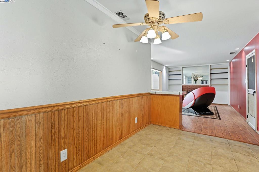 SPRINGTOWN - Residential