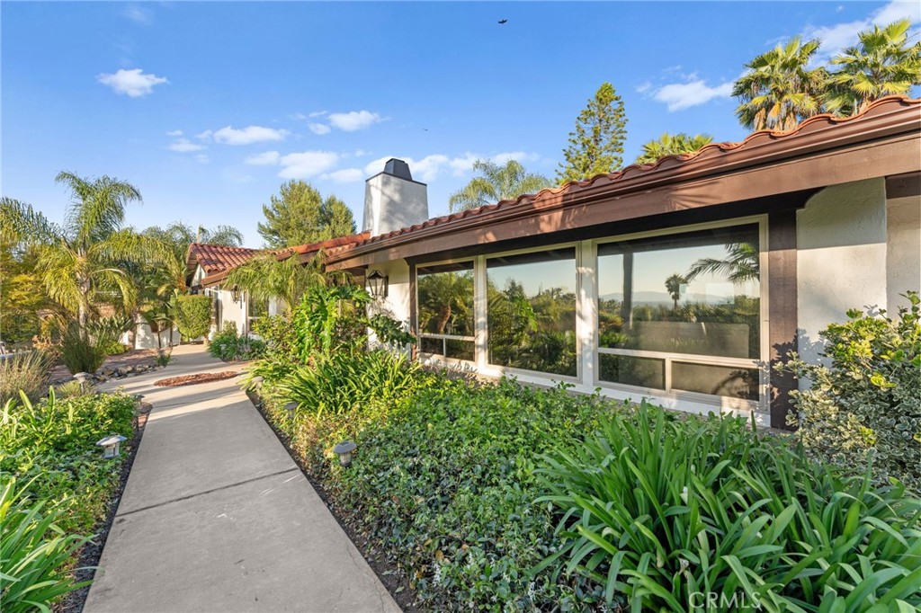 6731 Via De La Reina