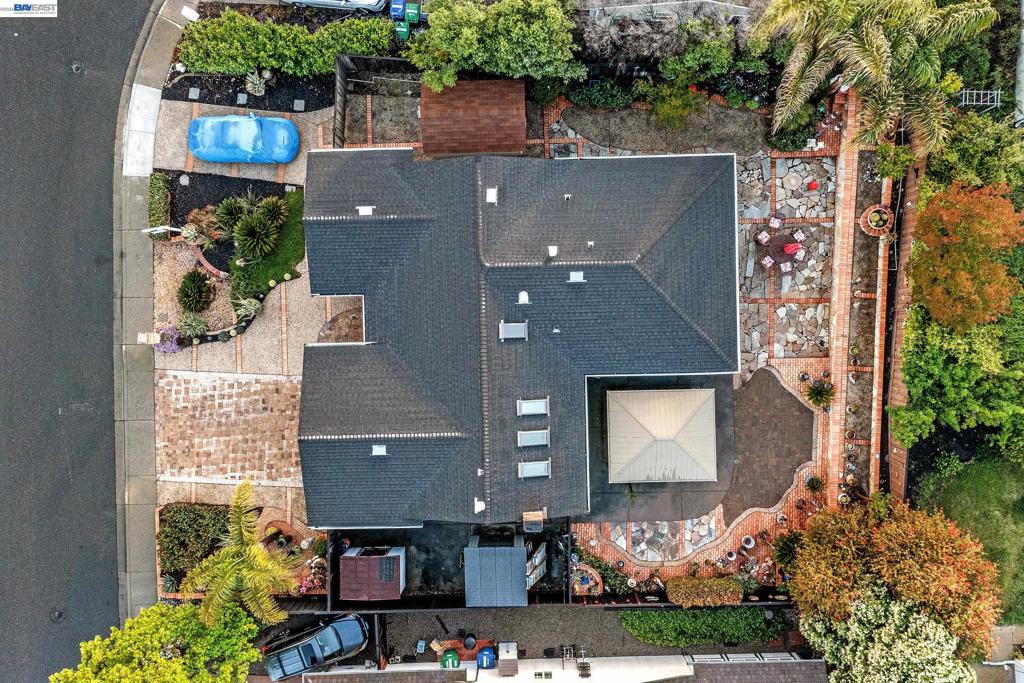410 Kevin Ct