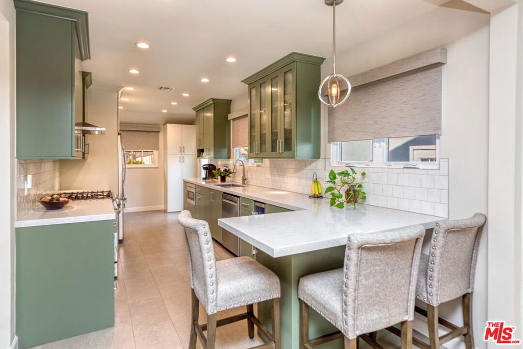 5744 Wilkinson Avenue