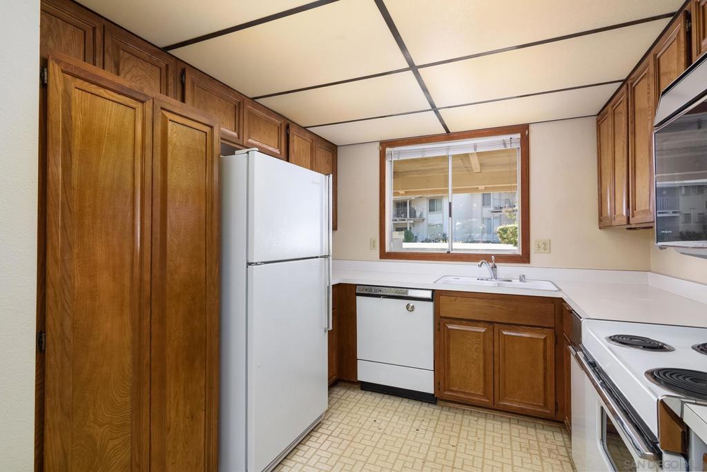 Lake San Marcos - Residential