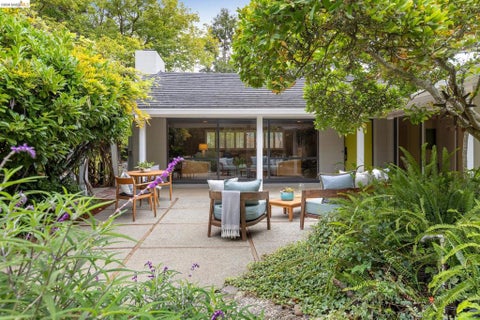 Photo of 4310 Turner Ave AVE, Oakland, CA 94605 (MLS # 41148768)