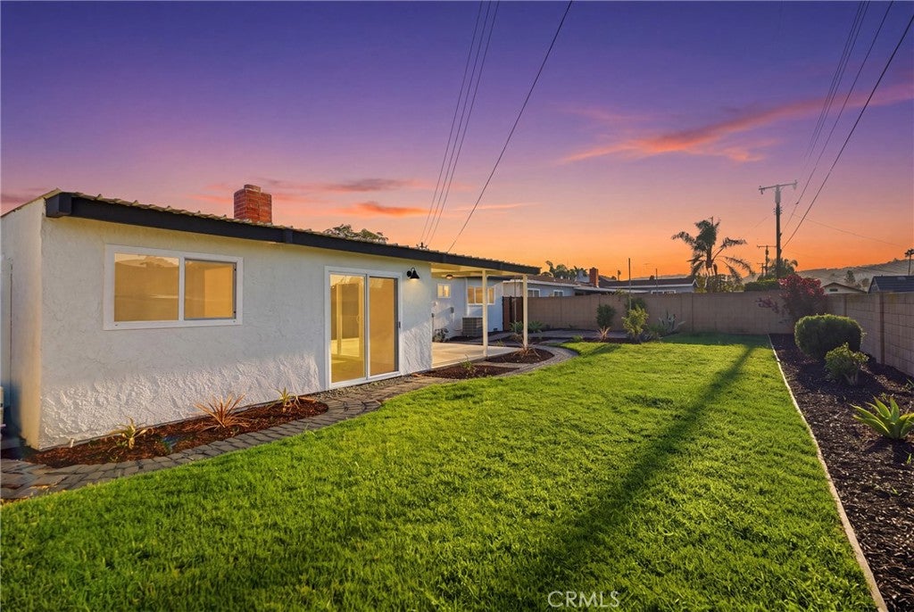 3538 E Almond
