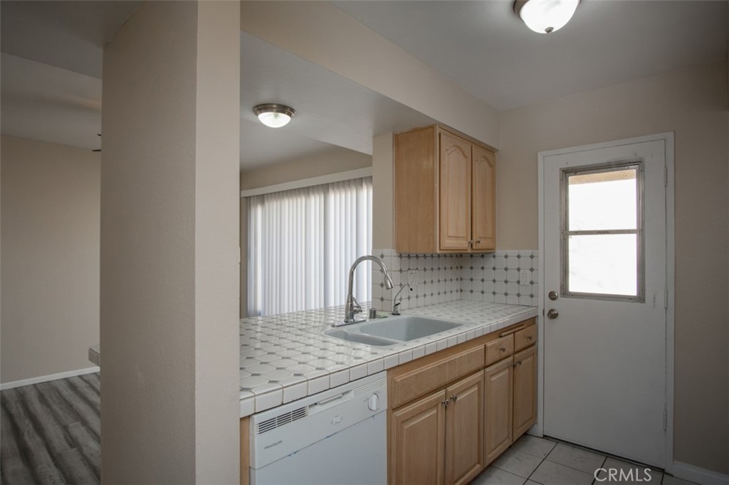 Liberty Canyon Townhomes (861) - Residential