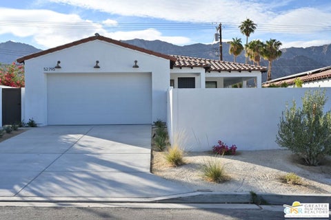Photo of 52795 Avenida Navarro, La Quinta, CA 92253 (MLS # 26103000PS)