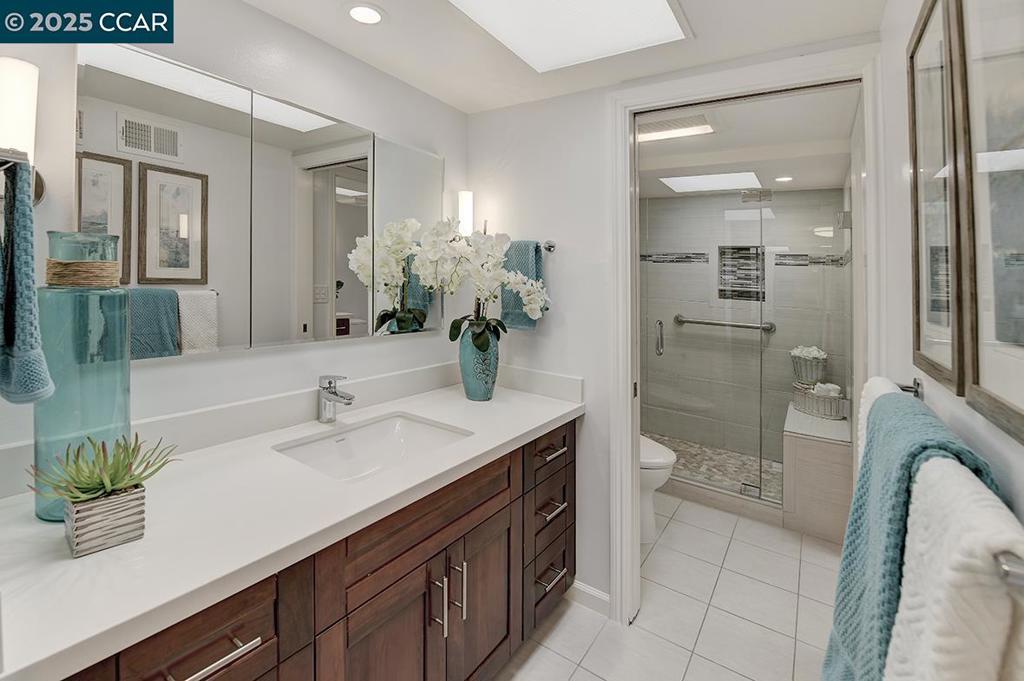 ROSSMOOR - Residential