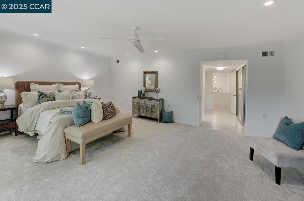 ROSSMOOR - Residential
