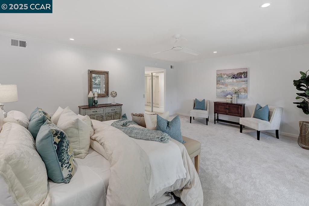 ROSSMOOR - Residential