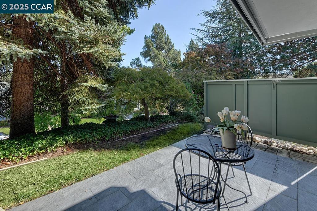 ROSSMOOR - Residential