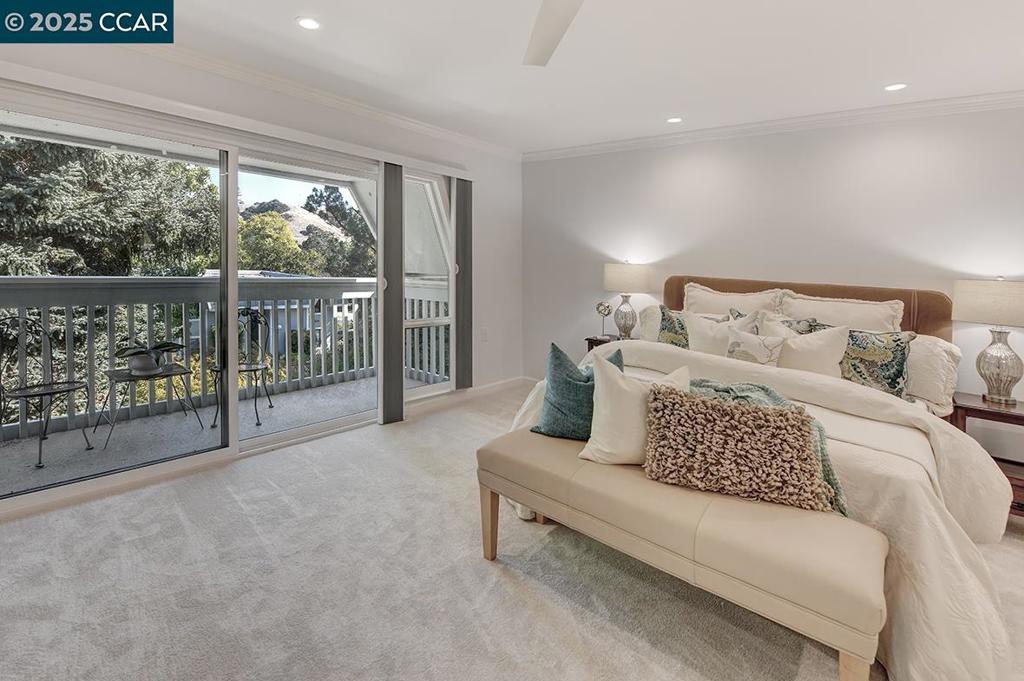 ROSSMOOR - Residential