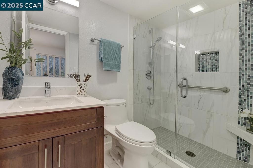 ROSSMOOR - Residential