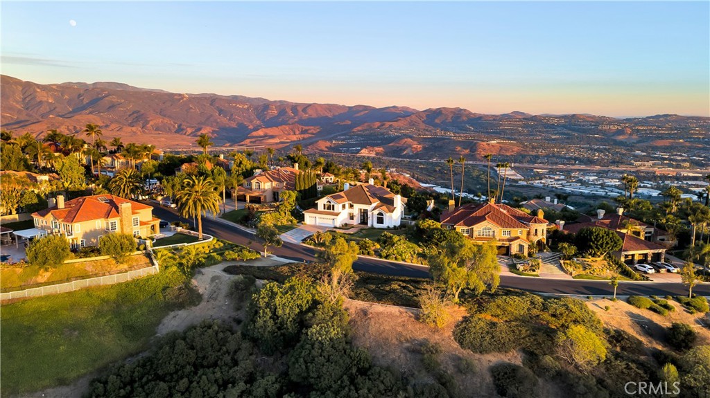 4855 Green Crest Drive