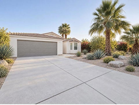 Photo of 51545 Avenida Mendoza, La Quinta, CA 92253 (MLS # 219155034DA)