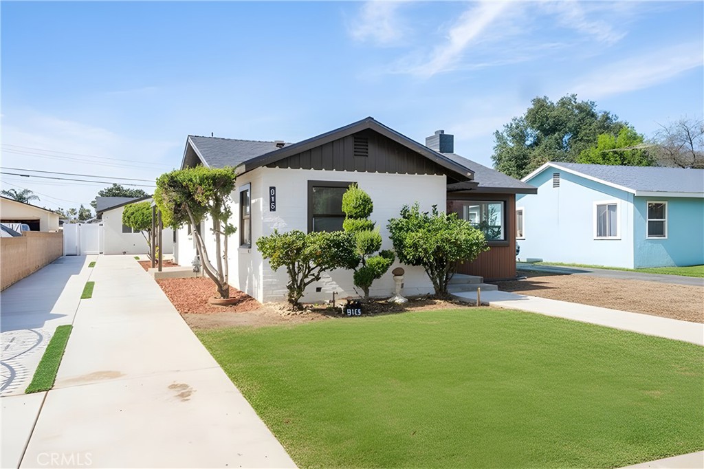 915 N Pasadena Avenue