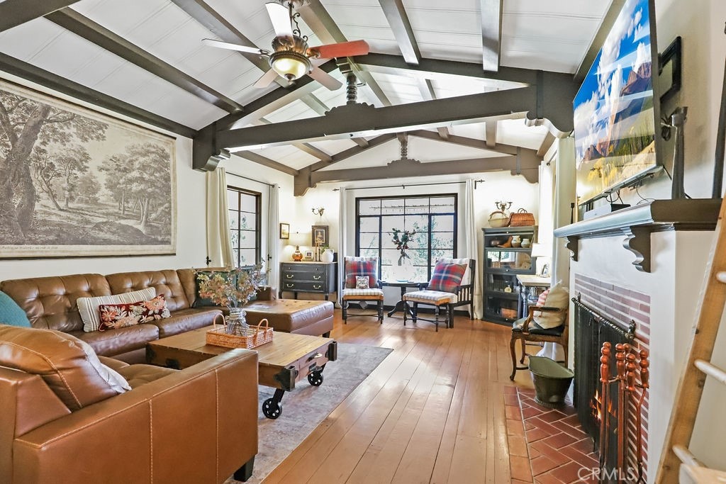 Redlands, California, 92373, United States, 6 Bedrooms Bedrooms, ,5 BathroomsBathrooms,Residential,Active,2025636