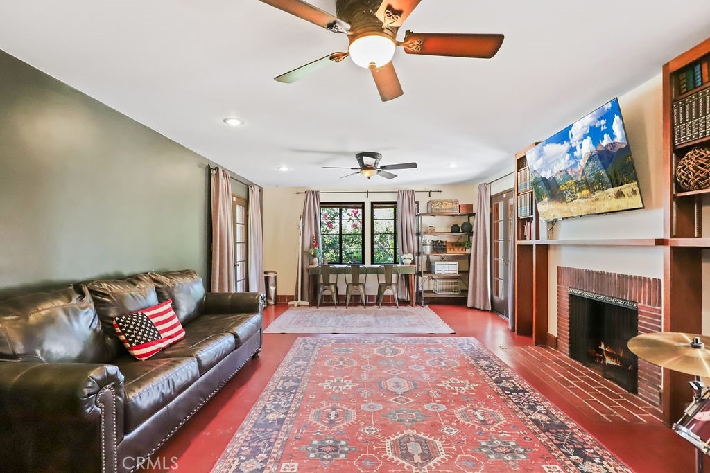 Redlands, California, 92373, United States, 6 Bedrooms Bedrooms, ,5 BathroomsBathrooms,Residential,Active,2025636