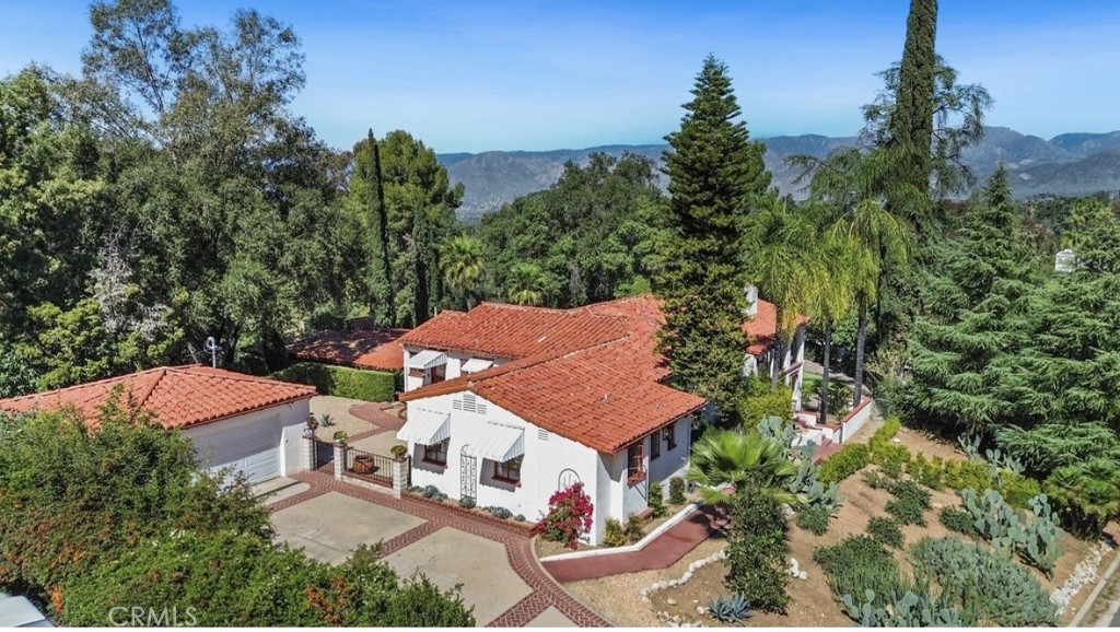Redlands, California, 92373, United States, 6 Bedrooms Bedrooms, ,5 BathroomsBathrooms,Residential,Active,2025636