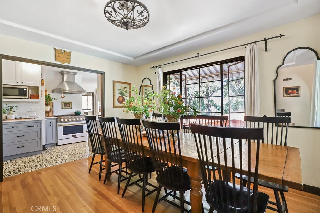 Redlands, California, 92373, United States, 6 Bedrooms Bedrooms, ,5 BathroomsBathrooms,Residential,Active,2025636